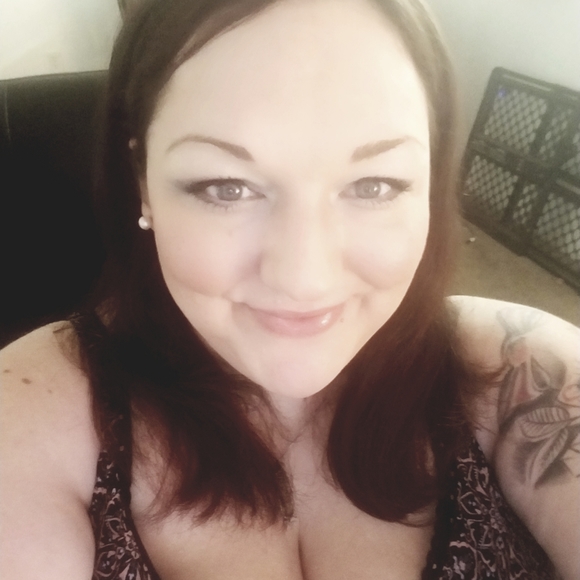 Meet your Posher, Vanessa - Picture 2 of 4